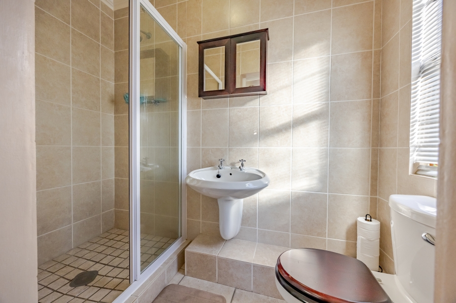 4 Bedroom Property for Sale in Royal Ascot Western Cape